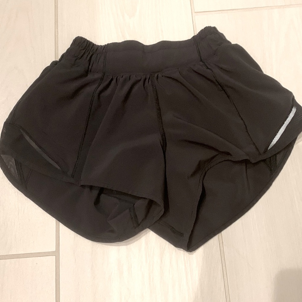 Hotty hots Low-rise short 2.5”